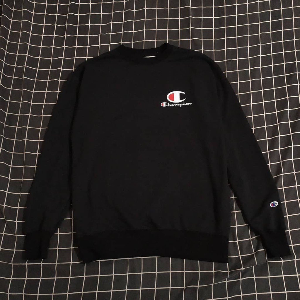 CREWNECK / CN CHAMPION MINI SCRIPT RIGHT JAPAN MARKET BLACK ORIGINAL (COD)