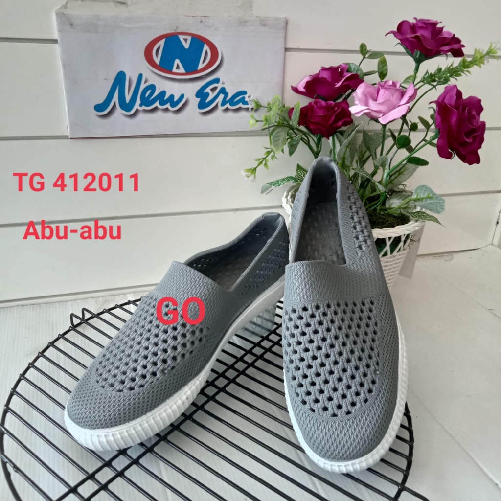 gos NEW ERA TG 412011 Sepatu Karet  Perempuan Size 32-36