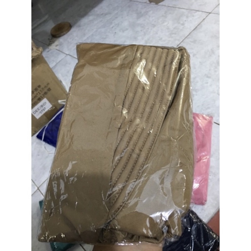 BASIC JILBAB BERGO BASIC HIJAB INSTAN JERSEY JILBAB SPORT MENUTUP DADA BERGO SPORT HIJAB SPORT PANJANG JUMBO-Milo