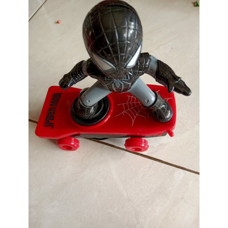Spiderman skeatboard