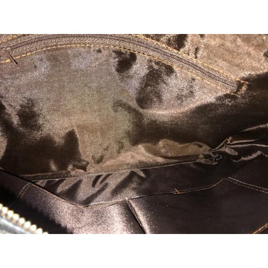 TERLARIS Sling Clutch Gucci Embossed (BEST SELLER/TAS IMPORT) ,,,,,,,,