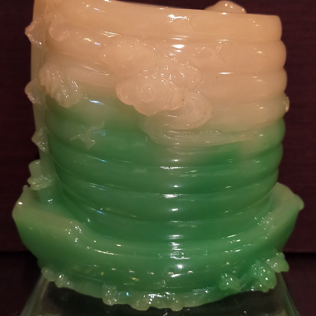 

Tempat Pulpen Giok Hijau GC020