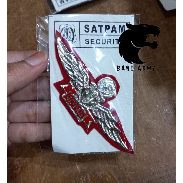 Lencana Wing Satpam Putih - Atribut Satpam Terbaru