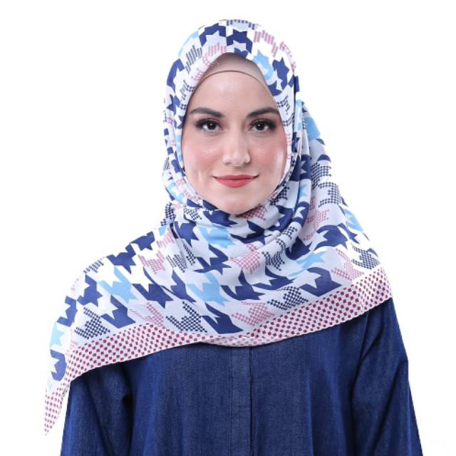 Triva scarf zoya/ Segi empat Zoya