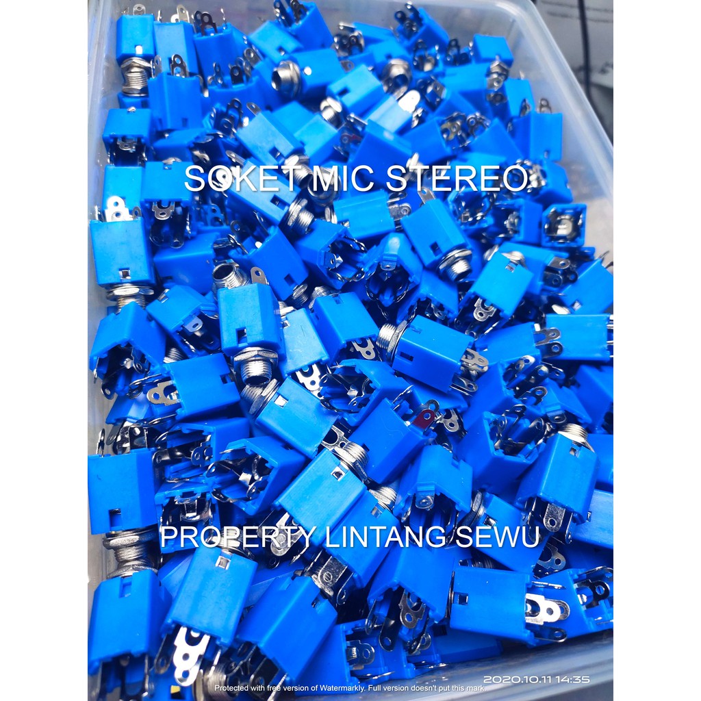 SOKET MIC AKAI STEREO BIRU BAGUS