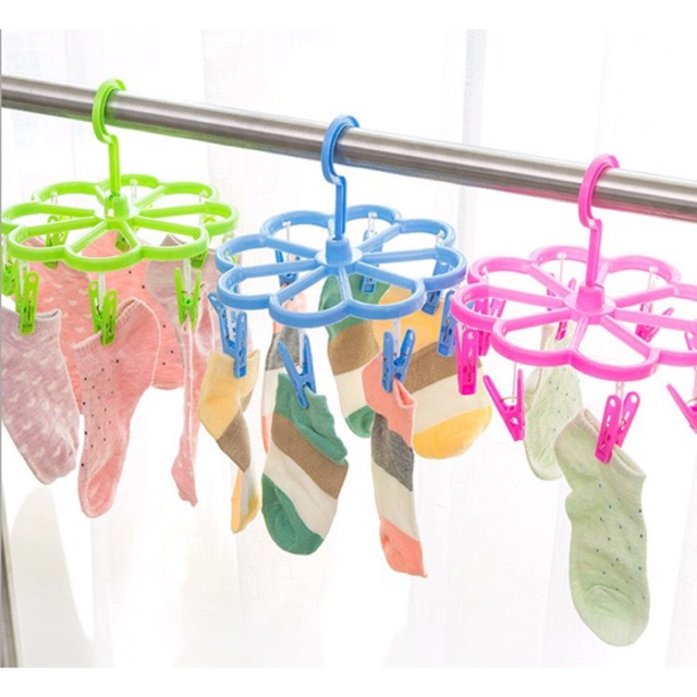 B31 (BENTUK BUNGA BULAT ) JEPITAN JEMURAN HANGER FOLDING KAOS KAKI CELANA DALAM BAJU BAYI