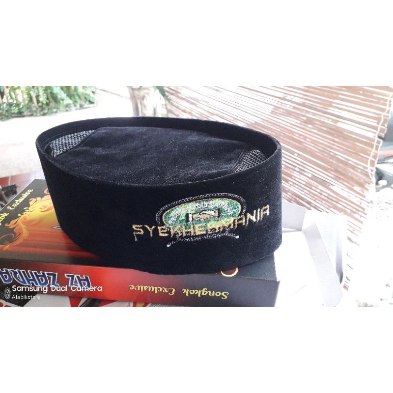 PECI SYEKHERMANIA - SONGKOK SYEKHERMANIA - SYEKHER MANIA