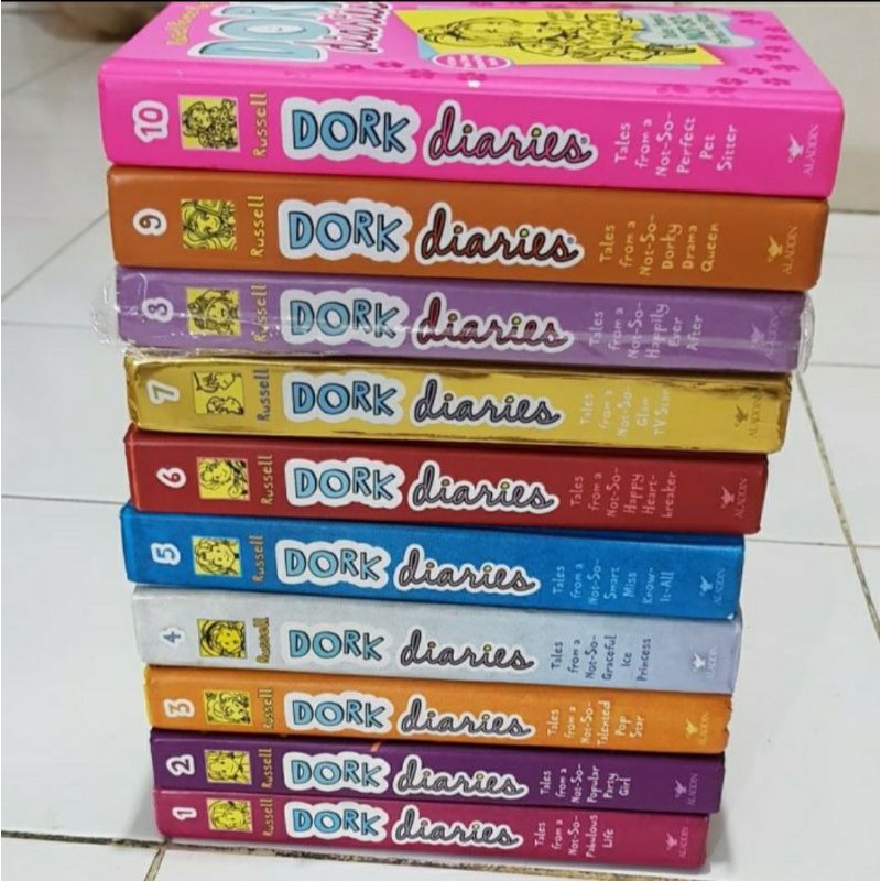 dork diaries hard cover seri / HARD COVER ORIGINAL 100% / buku dork diaries