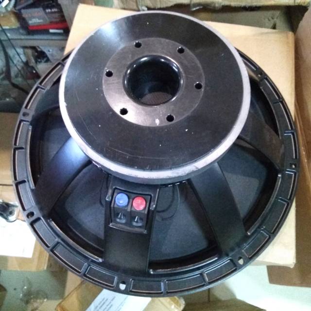 Speaker 18 Inchi Model RCF L18P300 Besi Bulat