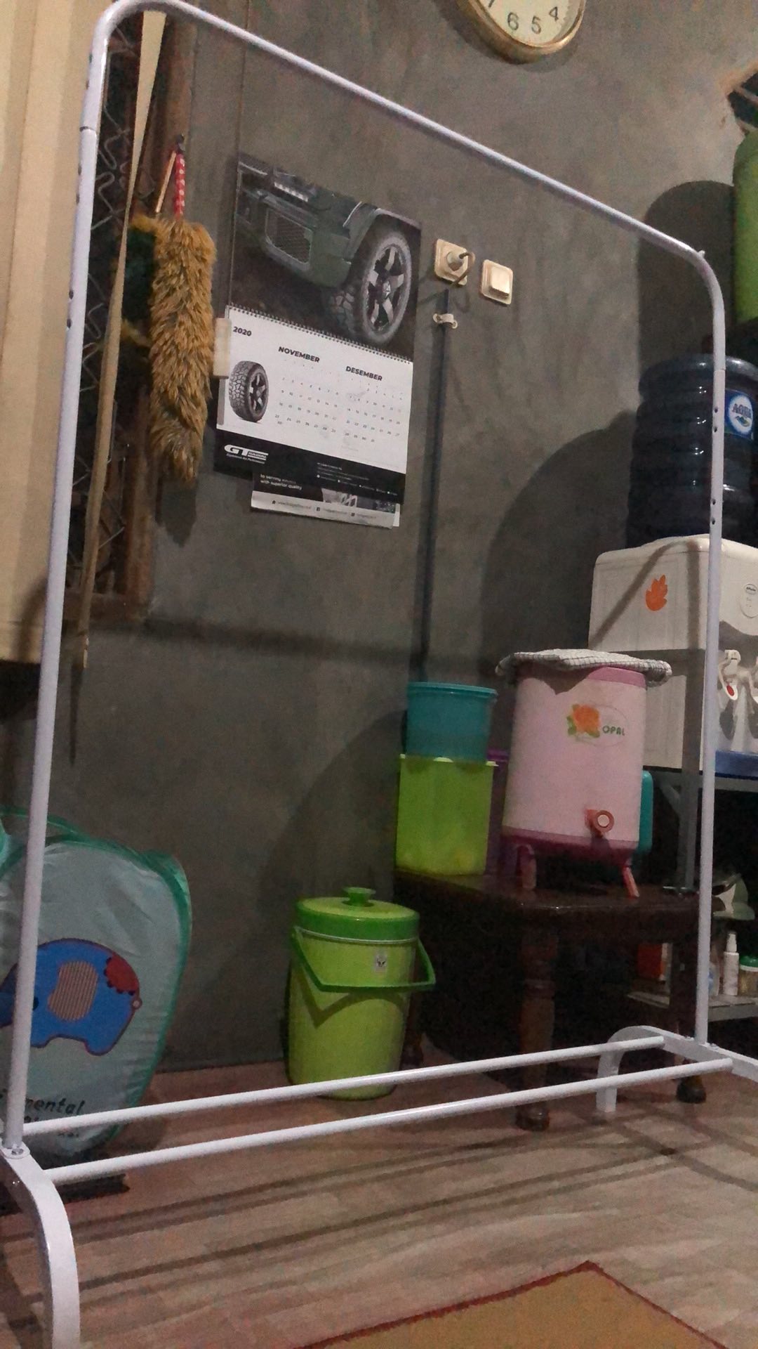 Gantungan Gawang, Standing Hanger Gawang, Big Stand