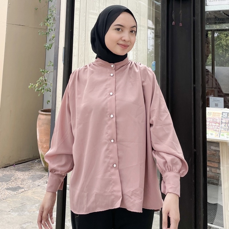 RUMI BASIC / KEMEJA WANITA