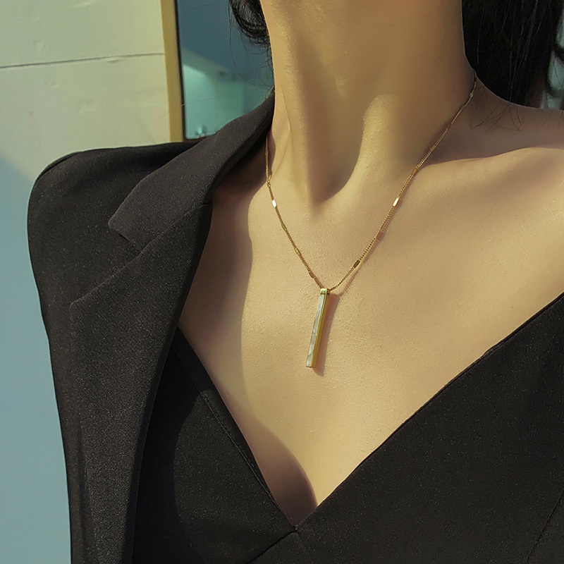 Kalung Pendek Bahan Alloy Warna Emas Untuk Wanita