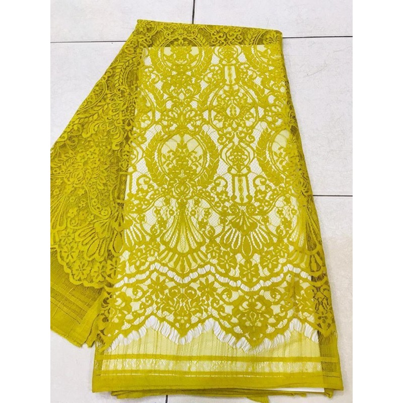 BAKAL KEBAYA KAIN SEMI PERANCIS BROKAT