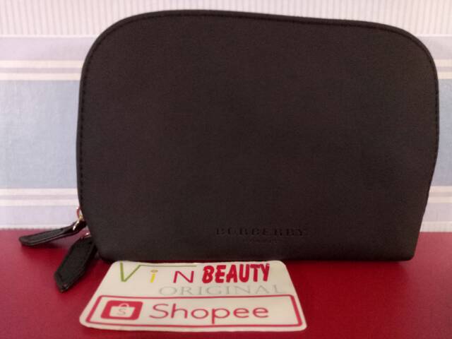 Pouch / Dompet Kosmetik By Brand Burberry Beauty Black