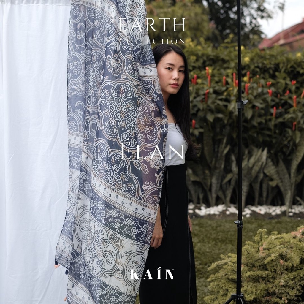 SHOPKAIN Élan Shawl – Earth Collection