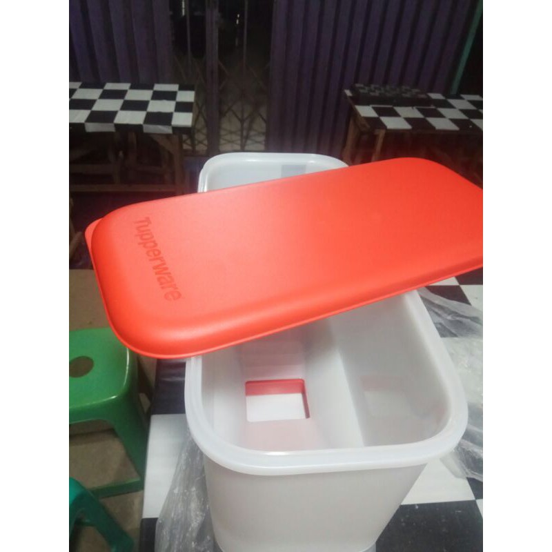 wadah beras tupperware