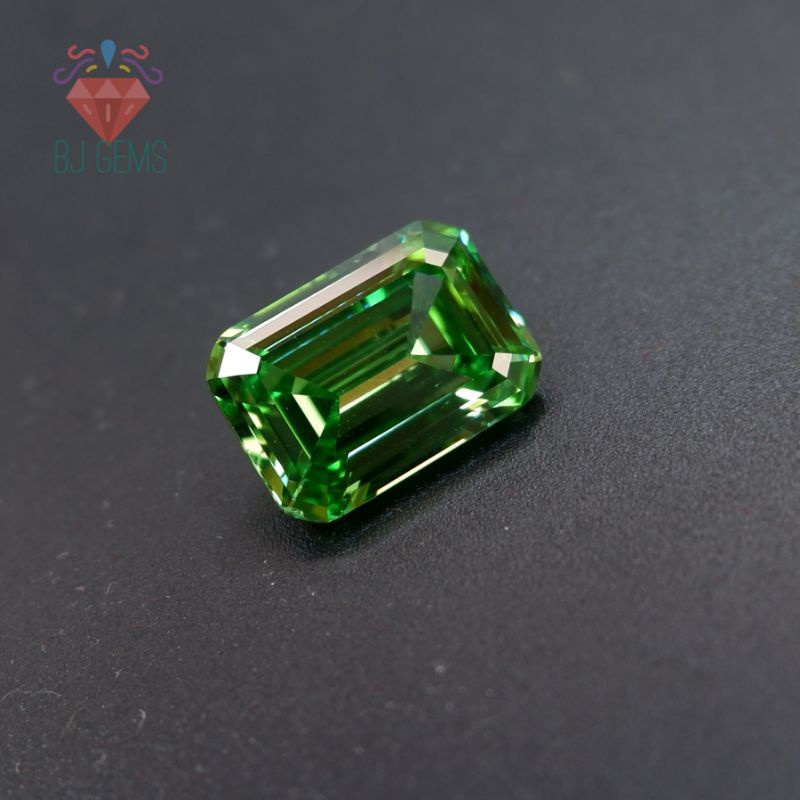 Permata Cubic Zirconia Green Apple Emerald Shape A5 Quality