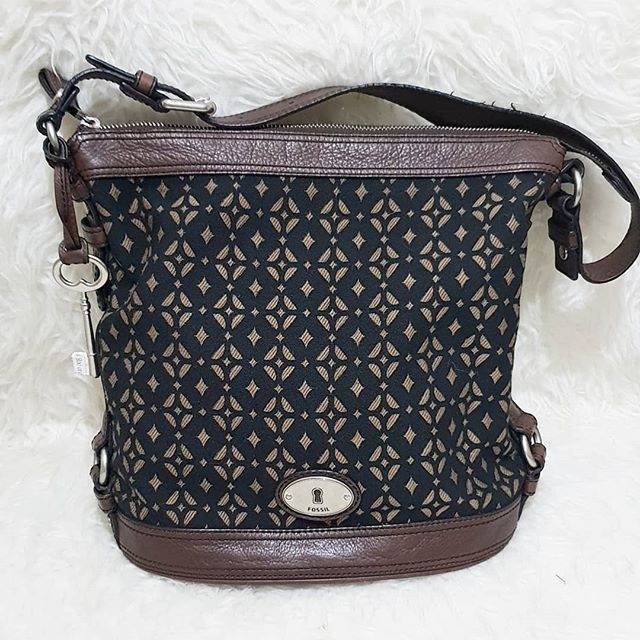FOSSIL MADDOX HOBO PECAN LARGE