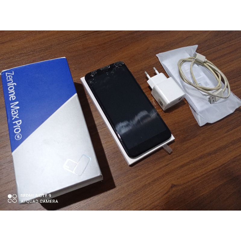 Asus Zenfone Max Pro M1 Minus