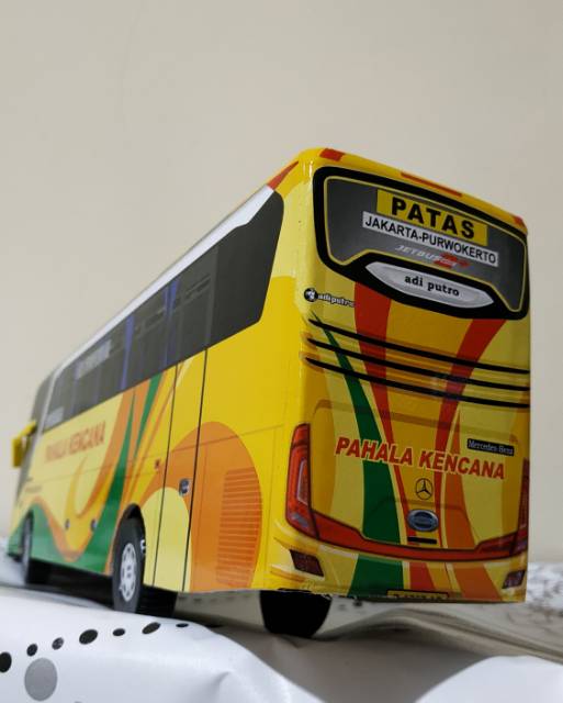 Miniatur Bus bis / mainan bus bis pahala kencana Shd kuning