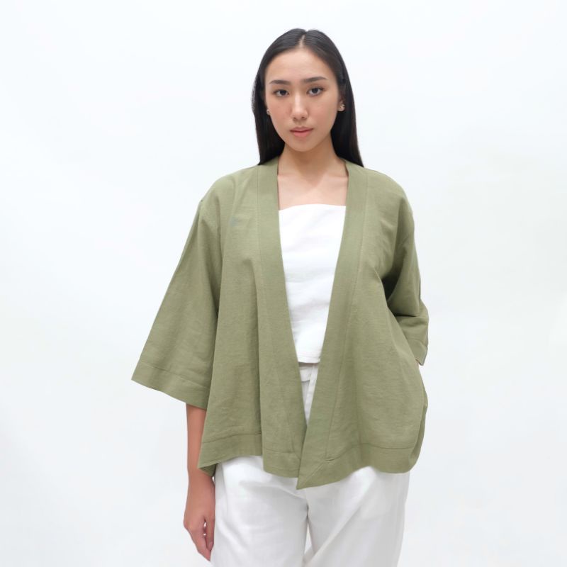 TOB YURI OUTER WANITA-1