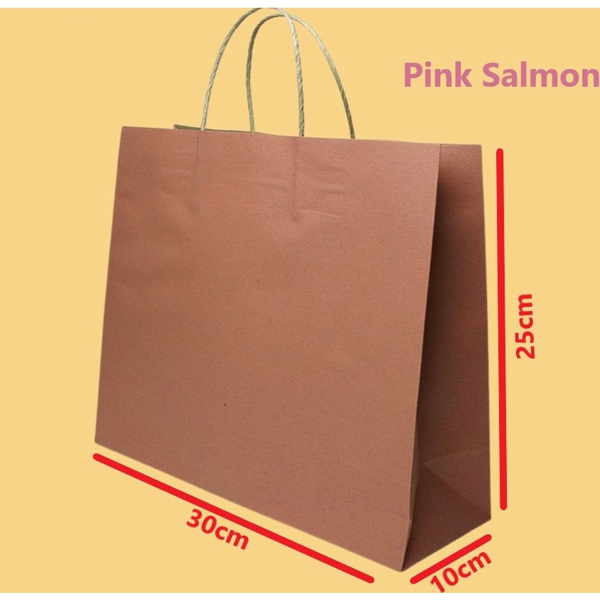 

Paperbag / kantong kertas warna pink salmon uk.30x10x25cm