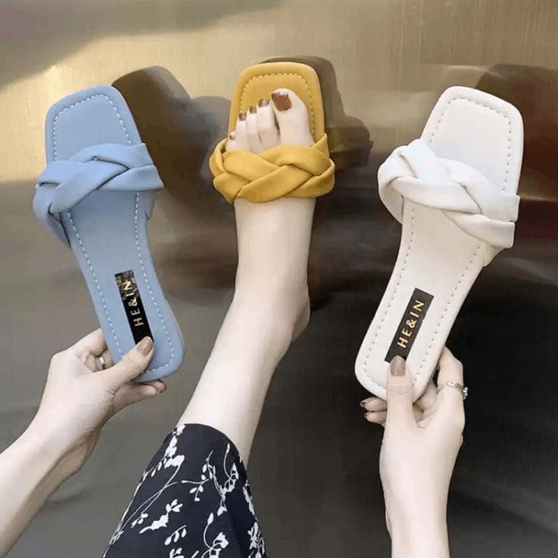 Sandal Wanita Sandal Teplek Slip Kepang