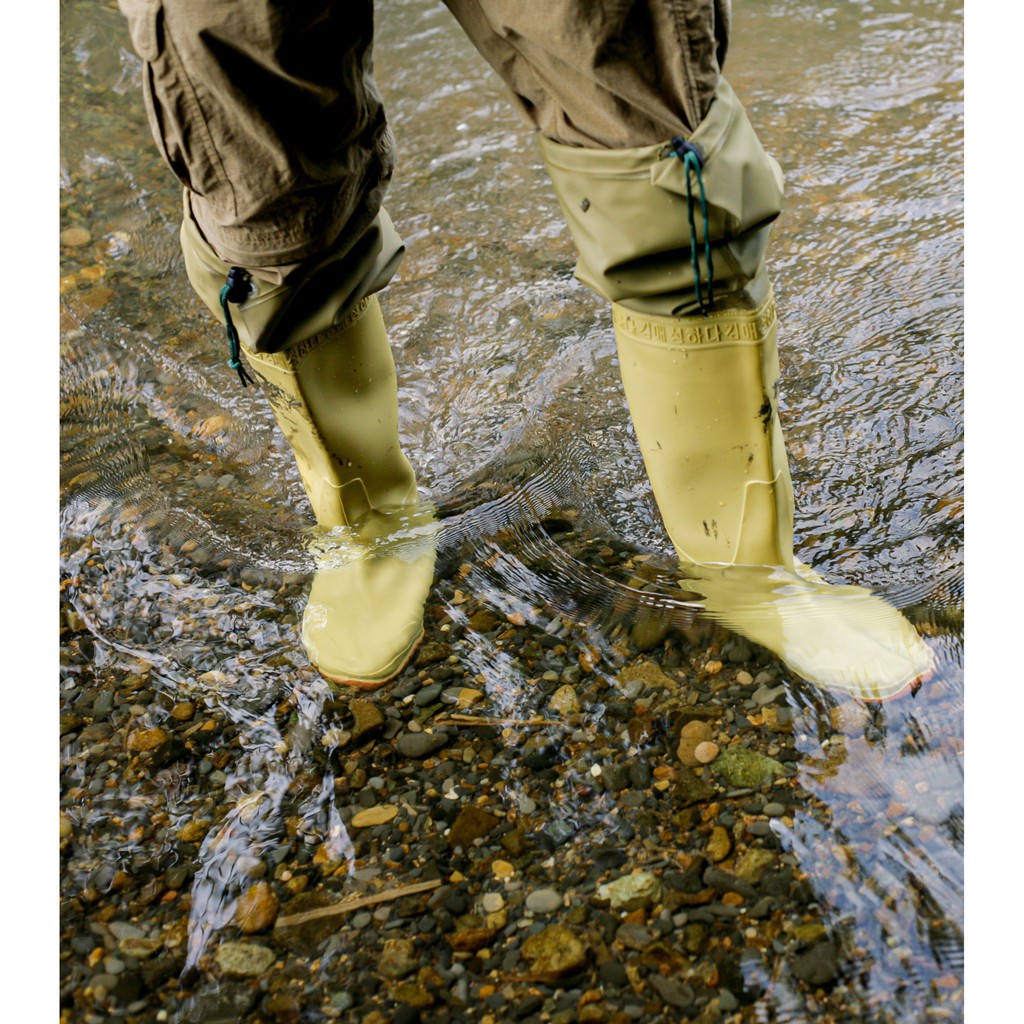 Sepatu Boot Sawah 60 Cm Anti Air Sawah / Ladang / Kolam Anti Air / Benda Tajam lebih murah