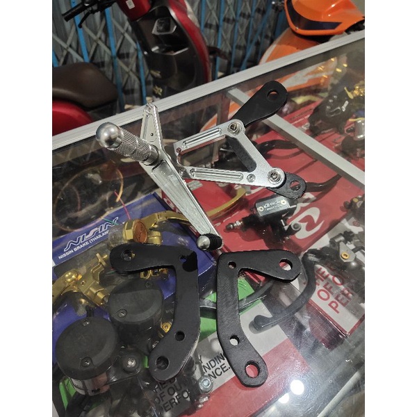 BREKET/PANGKON UNDERBONE DKT/DS4 PNP GL/MP/TIGER