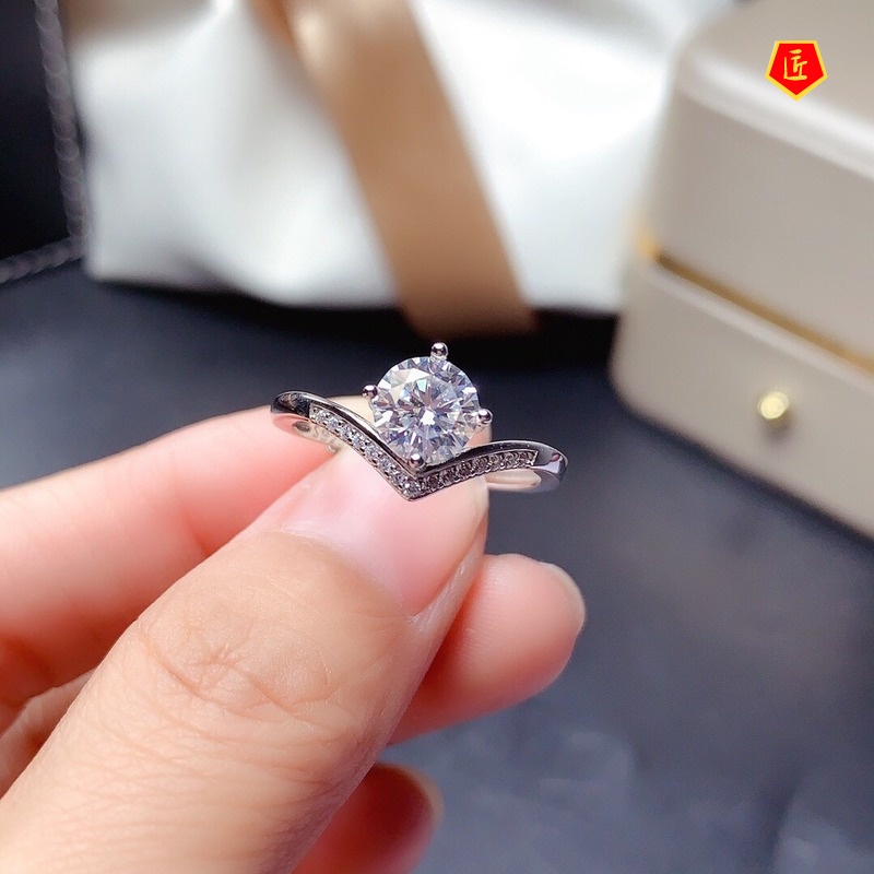 [Ready Stock]Simple Creative Pt950 Moissanite V-Shaped Ring