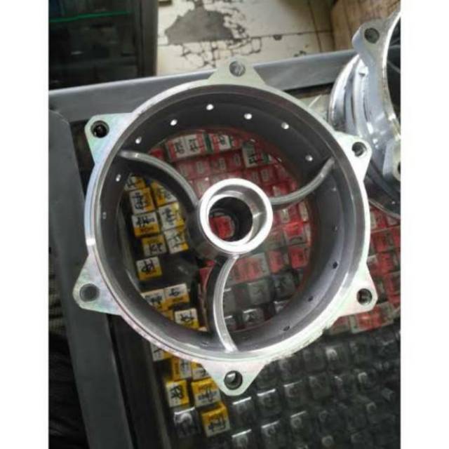 Tromol depan ninja rr