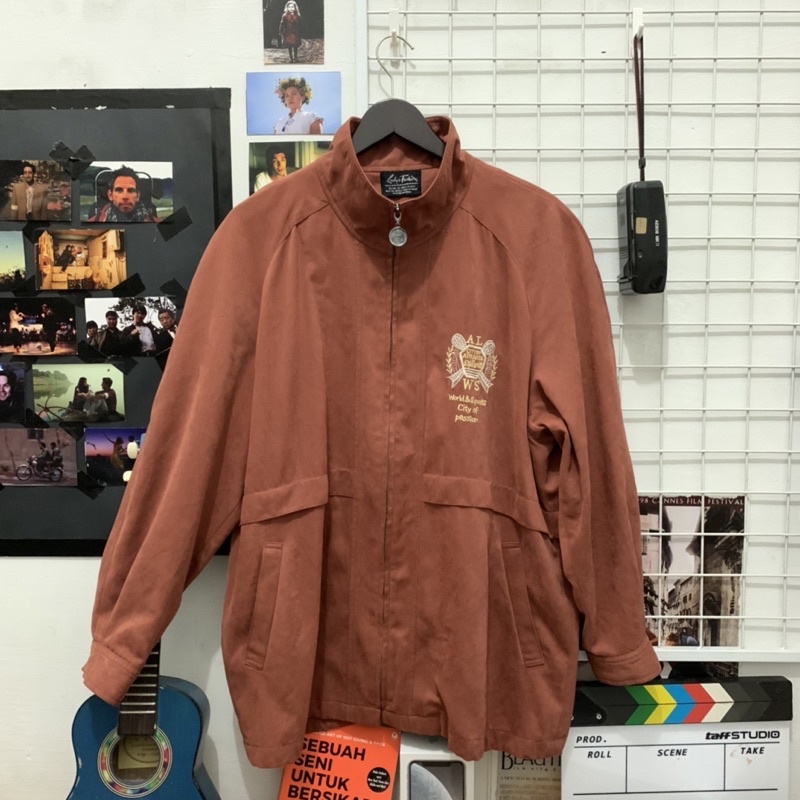 Thrift Vintage Sport Jaket