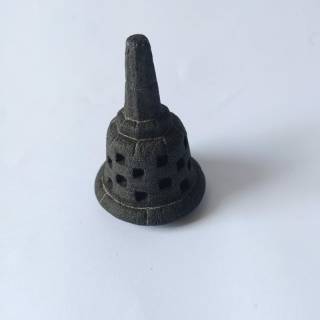 MINIATUR STUPA CANDI BOROBUDUR UKURAN MINI BAHAN BATU CANDI ASLI