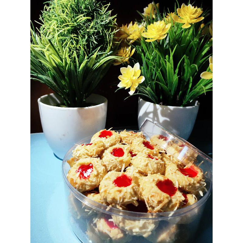 

Kue Thumbprint Strawberry