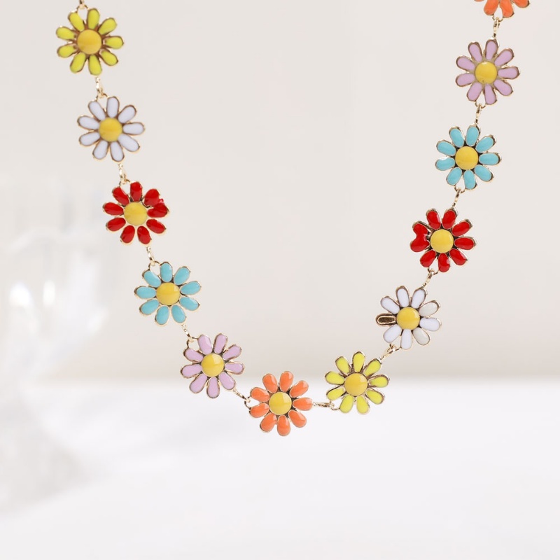 Kalung Rantai Klavikula Desain Bunga Daisy Warna-Warni Gaya Bohemian Untuk Wanita