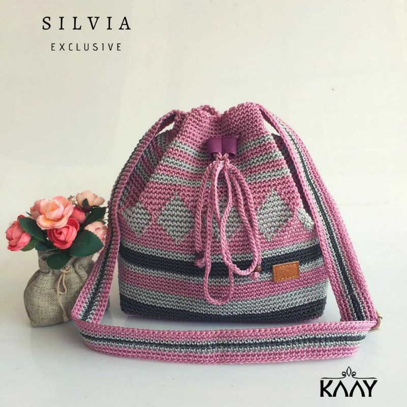 Tas selempang wanita Rajut etnik jogja Silvia merk Kaay ORI