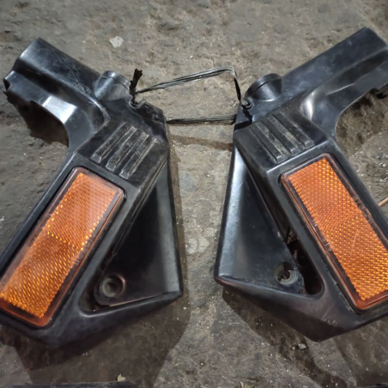 air scoop mata kucing rangka bawah Tengki Yamaha RX-King 135 original copotan