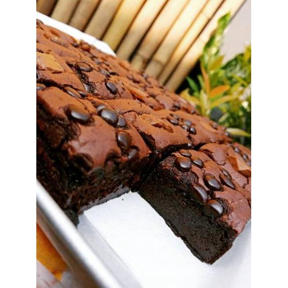 

C3pAt DapAtzh Brownies Fudgy / Fudge Sliced (20x20 cm) Brownies Sekat Panggang Coklat - AbabakukiCod