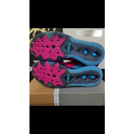 Sepatu Nike Lebron 18 low ORIGINAL nomer 43 atau 27,5cm