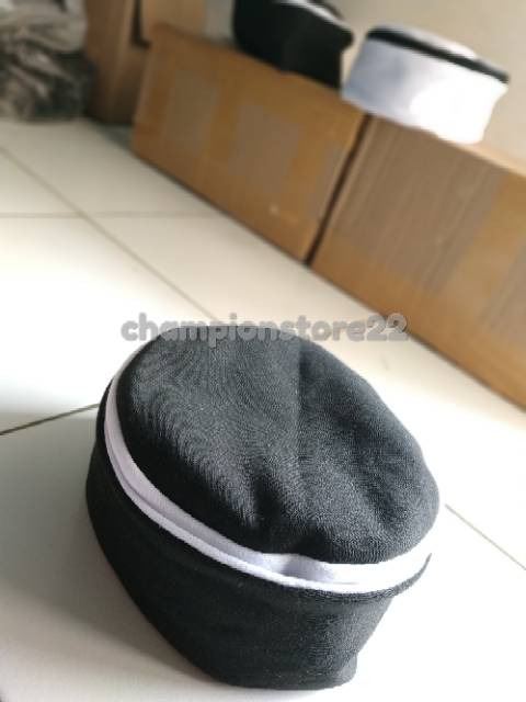 Topi peci lipat mesir warna hitam putih warna bisa di bolak balik sesuai selera