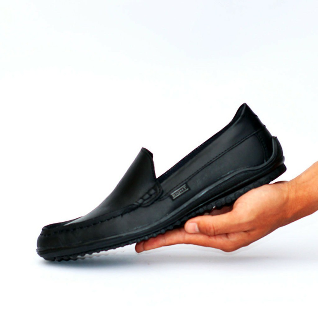 KICK TONE 01 BLACK SLIP ON PRIA KASUAL BS157 BS158 BS159 BS160 BS161 BS16 Slip On Pria Hitam 005