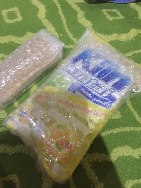 So Klin Lantai Kuning Citrus Lemon 400 Ml Refill