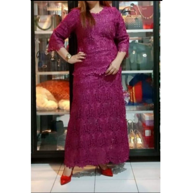 SET BROKAT (HEN 168)