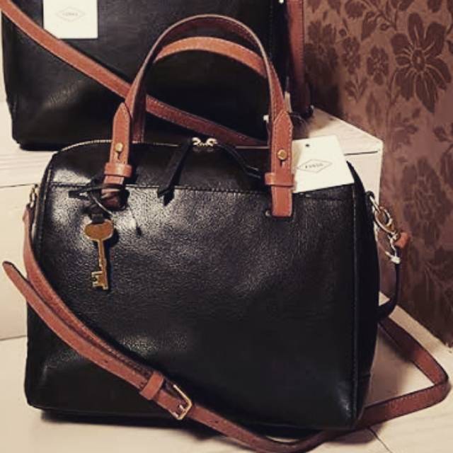 Tas Selempang Fossil Rachel Black Satchel