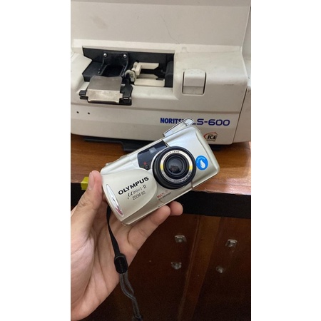 Kamera Analog Olympus MJU II Zoom 80