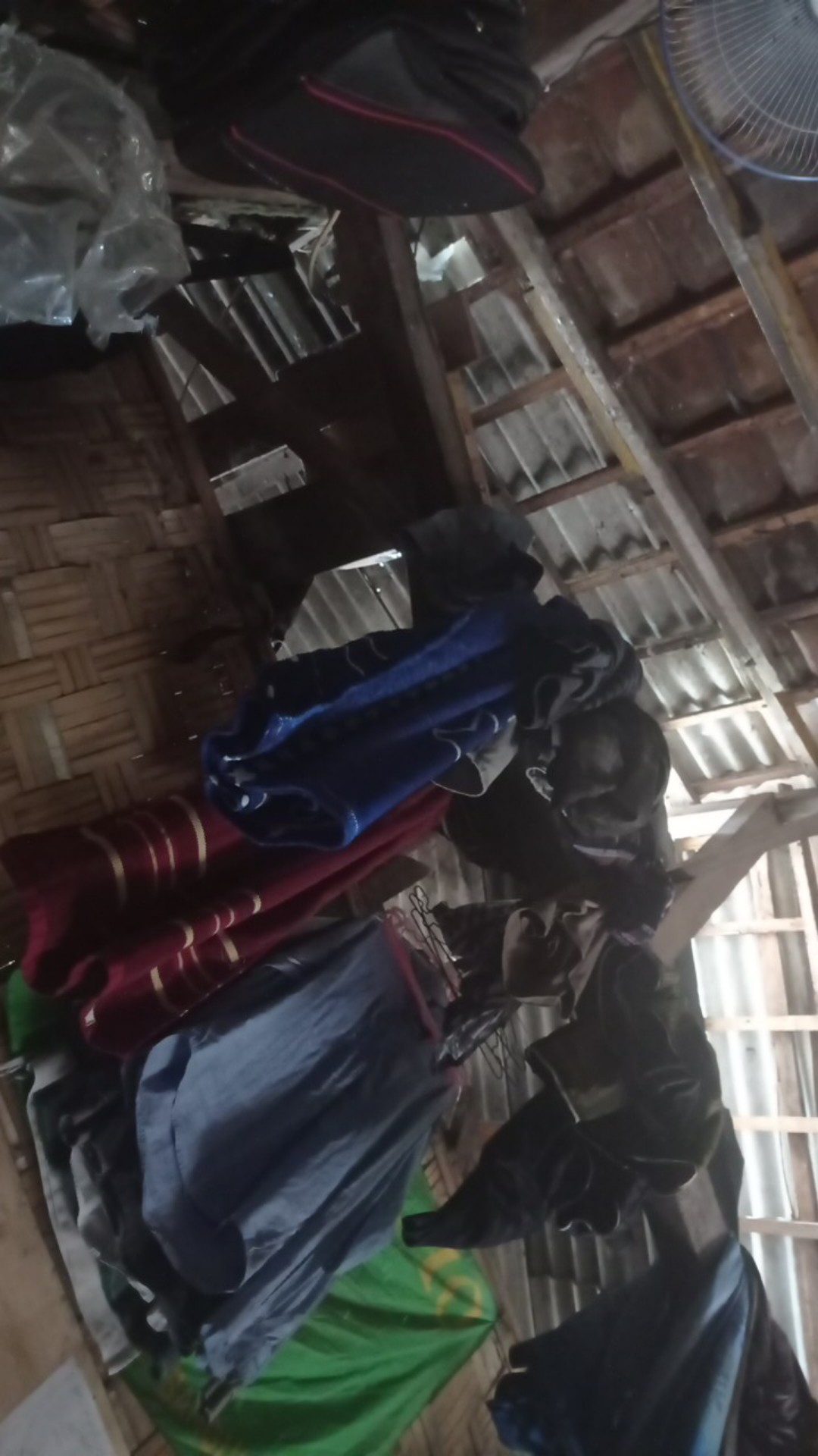 Selimut Bulu Dewasa Halus Lembut 150x200 Motif Kren ,ngetren Termurah Kualitasimport ,hargapromo Cod