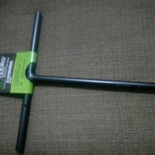 Kunci T Hitam 17 Mm Tekiro