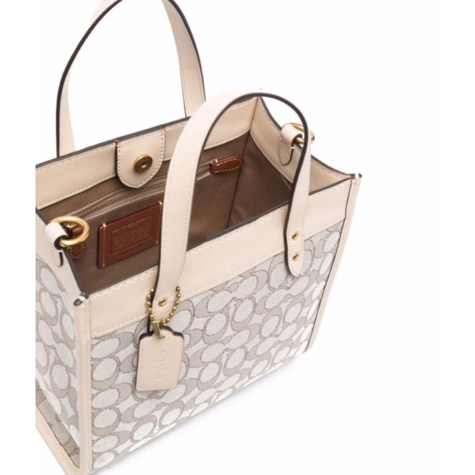 Coach Field Tote 22 In Signature Jacquard (C3865)