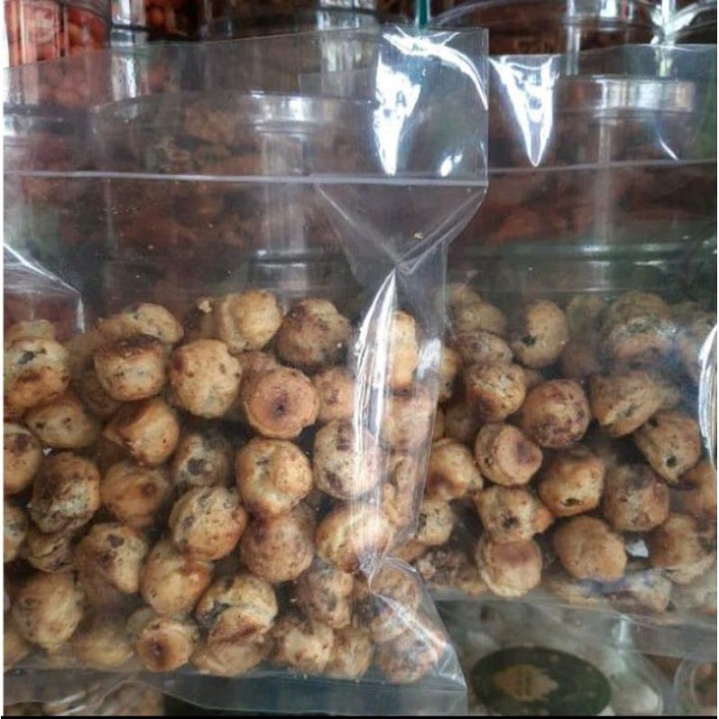 

KUE SOES COKLAT BERAT 500 gram