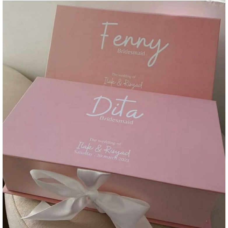 

Bridesmaid Box ukuran 28x18x8cm